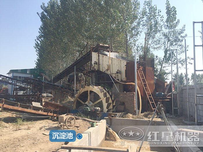 人工沙洗沙設備環(huán)保作業(yè)現場