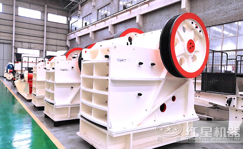 小型顎式破碎機(jī)車(chē)間圖
