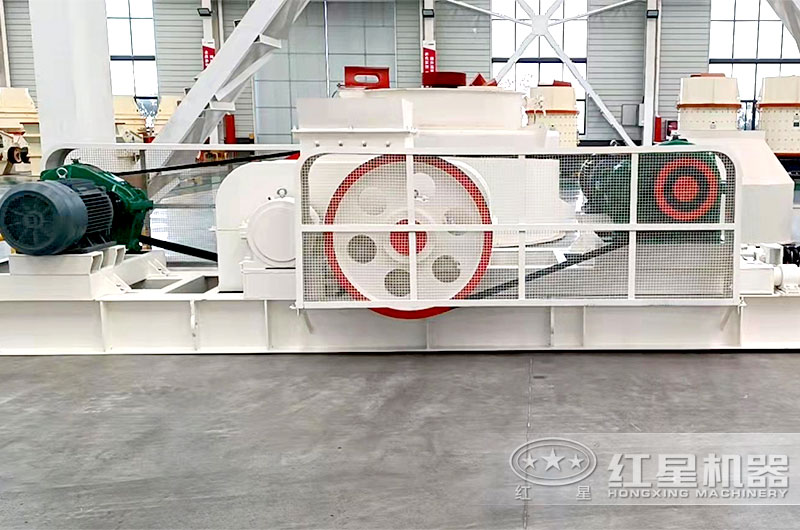 機(jī)制砂石骨料生產(chǎn)線主機(jī)設(shè)備-對輥式破碎機(jī)