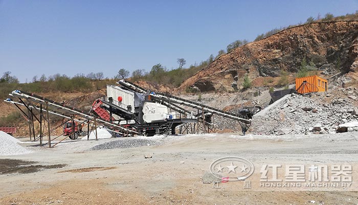 車載式石子磕碎機(jī)就地作業(yè)現(xiàn)場