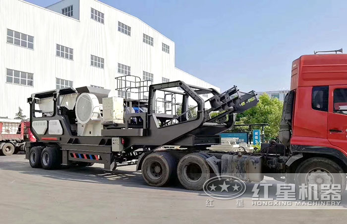 紅星移動(dòng)建筑垃圾破碎機(jī)車間發(fā)貨了