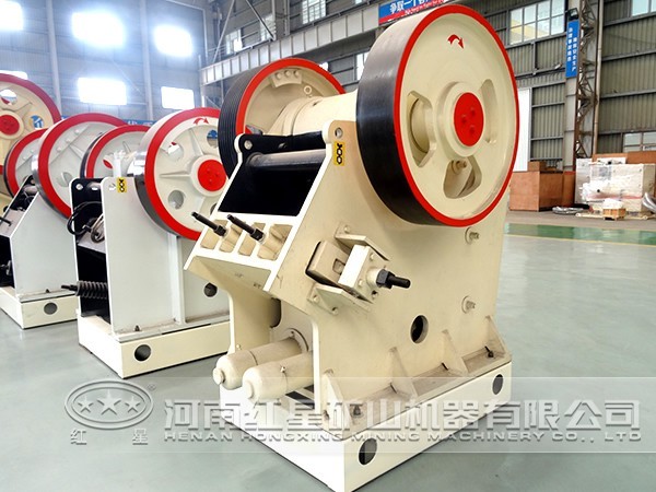 河南白云母破碎機(jī)多少錢一臺(tái)？